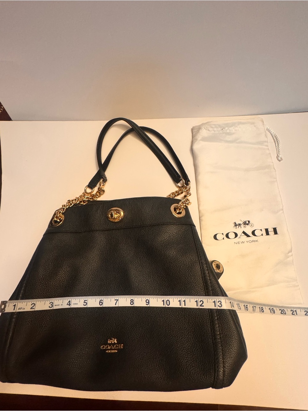 Coach Black Pebbled Leather Shoulder Tote with Gold Chain Handles - Picture 8 of 9